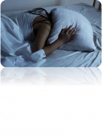 Чому вночі не дають спати погані думки і що з цим робити?