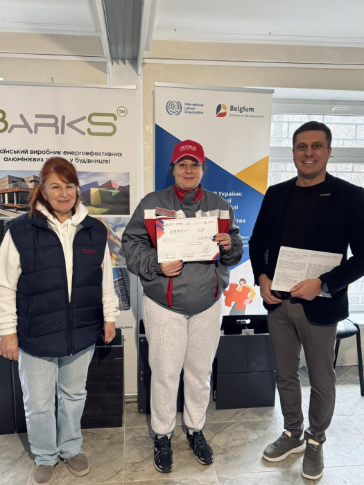 Майстер виробничого навчання КПК &laquo;ЛІВОБЕРЕЖНИЙ&raquo;, Кривошеіна Галина Анатоліївна успішно завершила навчальний курс &laquo;Монтажник  вентильованих фасадів&raquo;!