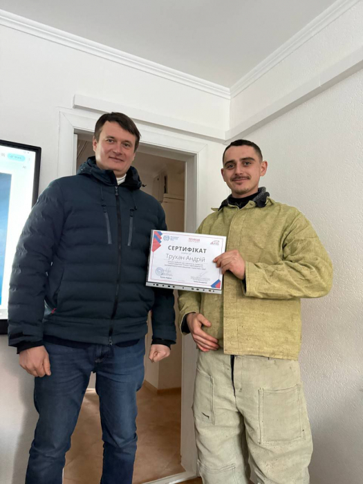 Вітаємо нашого майстра виробничого навчання Трухана Андрія Станіславовича з успішним завершенням навчання з професії &laquo;Електрозварник ручного зварювання&raquo;.